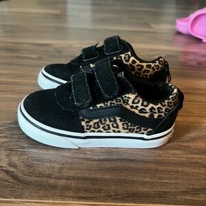 Toddler Leopard Velcro Vans size 6